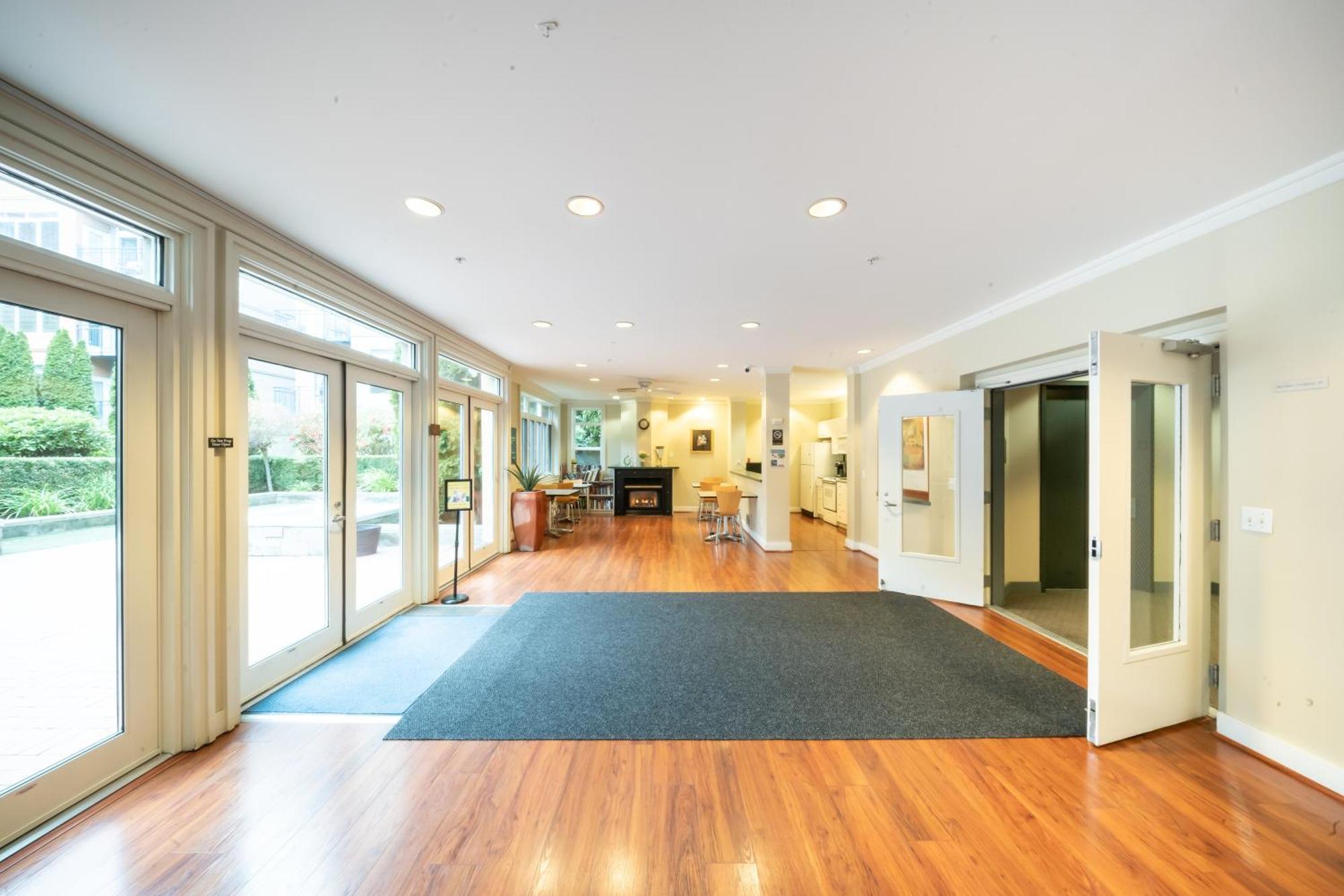 Modern Downtown Top Floor Penthouse With Bay Views Seattle Buitenkant foto